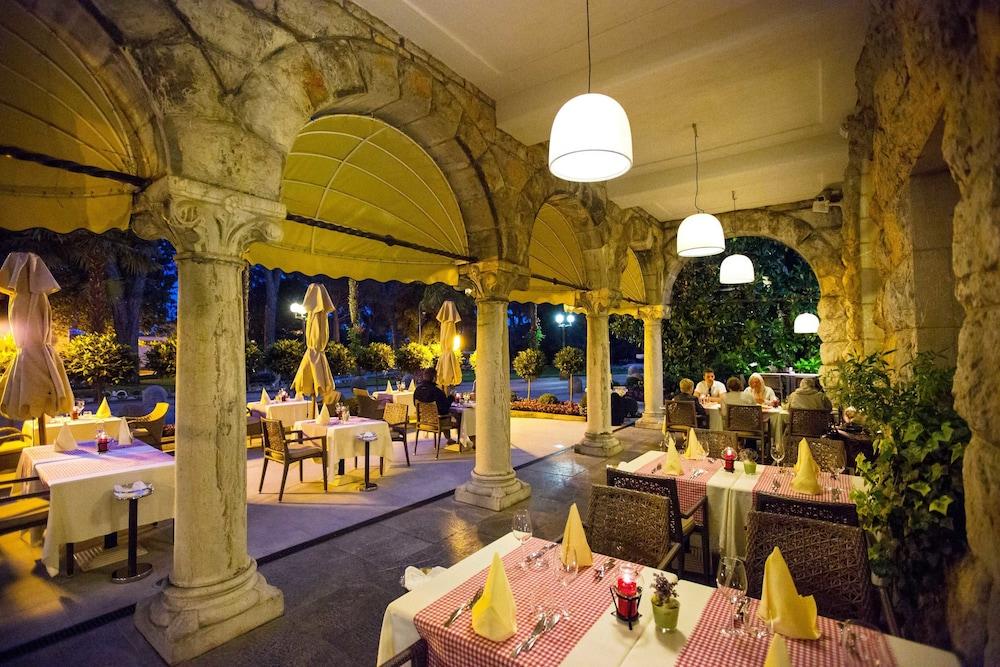 Amadria Park Hotel Sveti Jakov Opatija Bagian luar foto